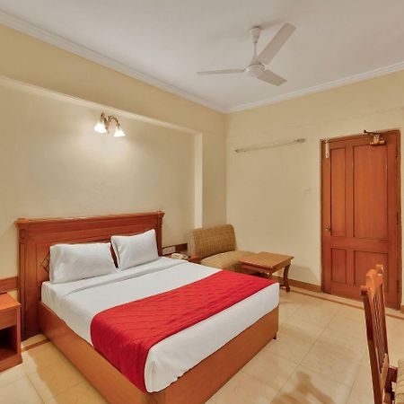 Oyo 10534 Hotel Kanishka 벵갈루루 외부 사진