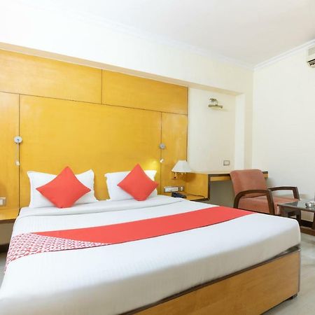Oyo 10534 Hotel Kanishka 벵갈루루 외부 사진