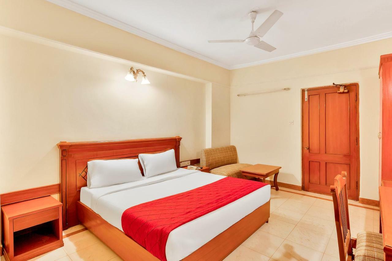 Oyo 10534 Hotel Kanishka 벵갈루루 외부 사진