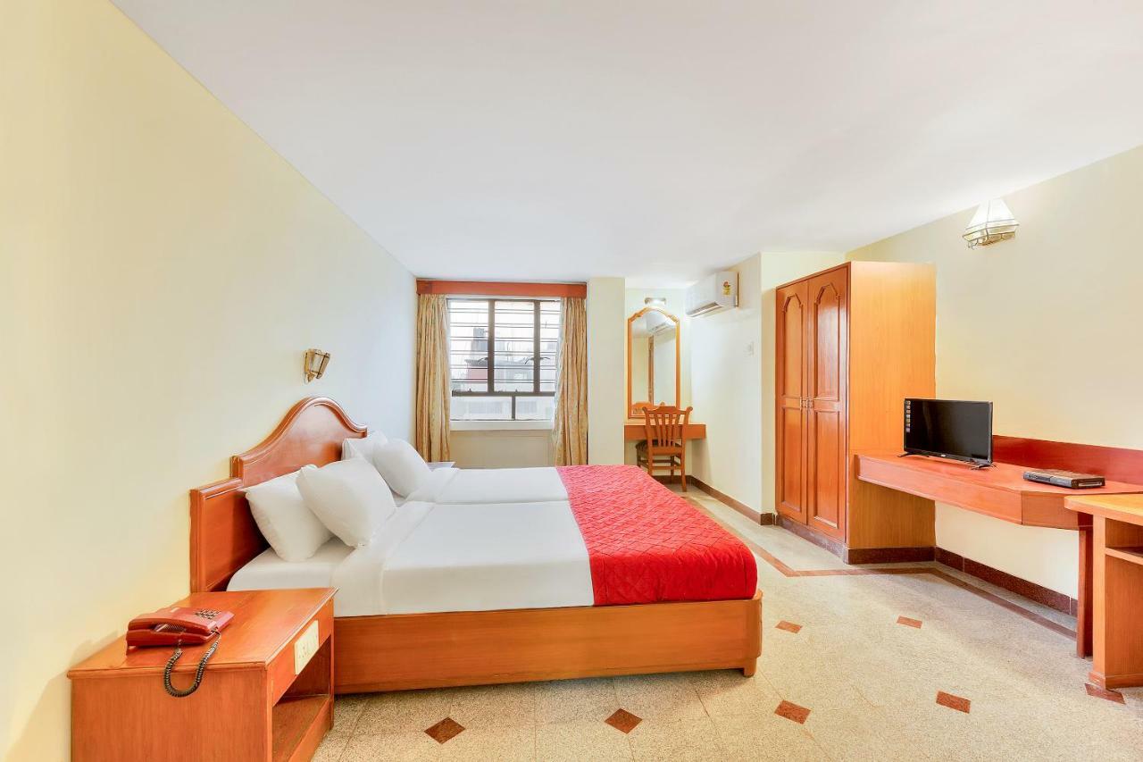 Oyo 10534 Hotel Kanishka 벵갈루루 외부 사진
