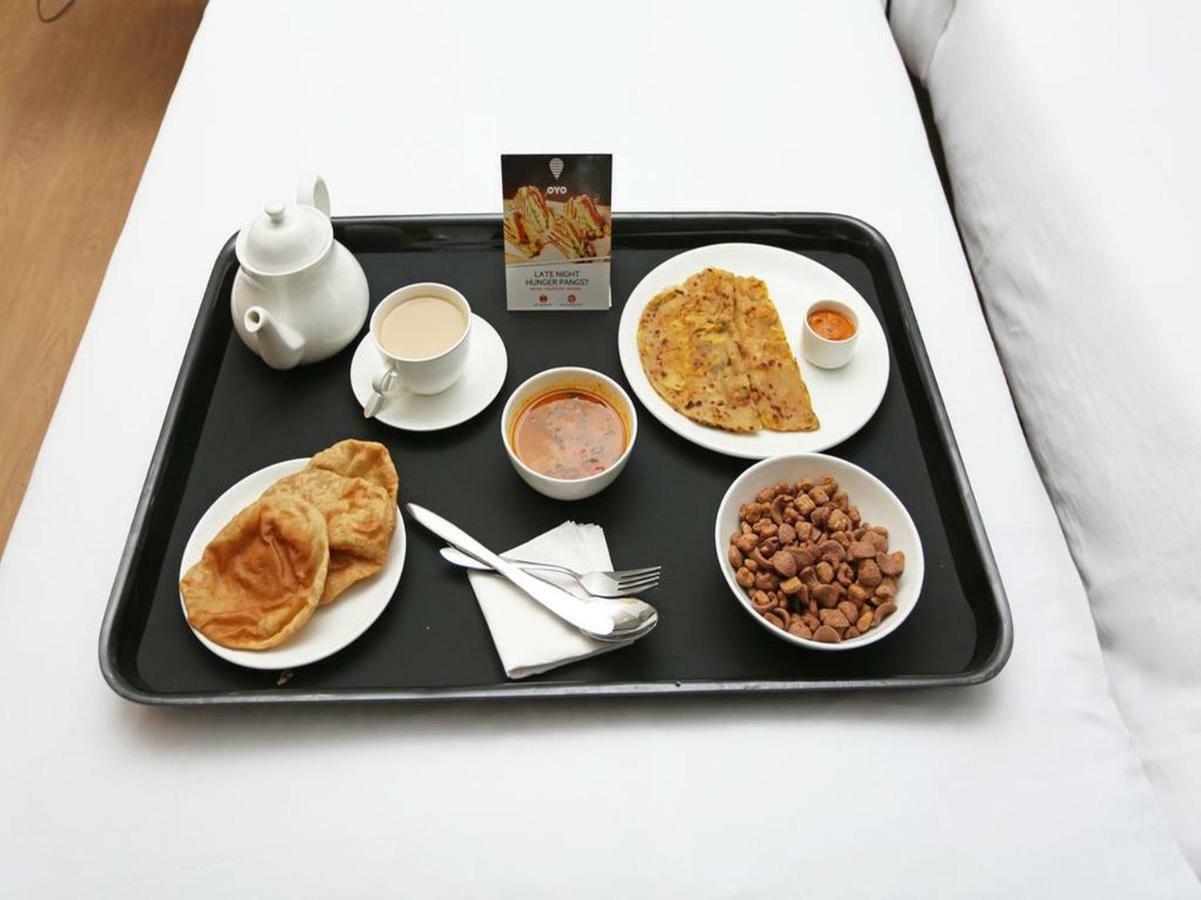 Oyo 10534 Hotel Kanishka 벵갈루루 외부 사진
