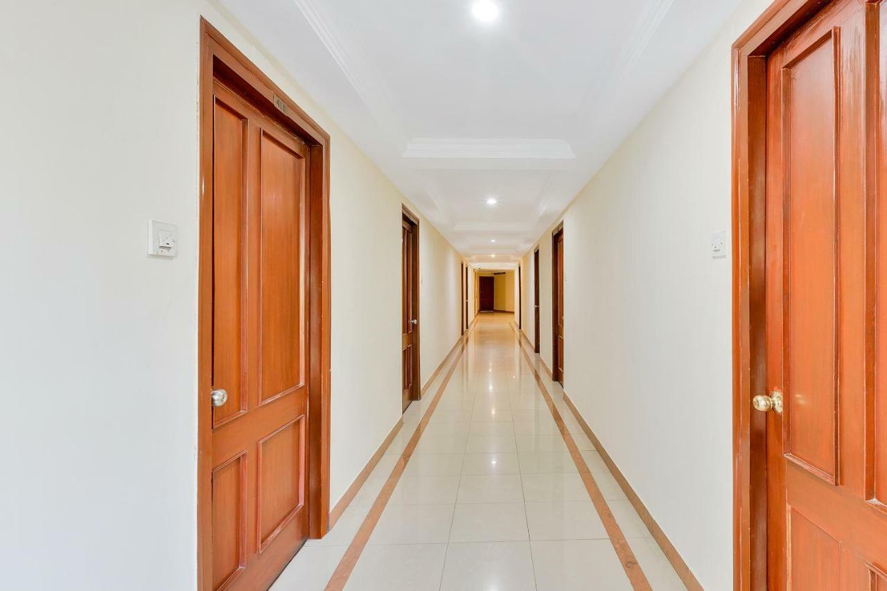Oyo 10534 Hotel Kanishka 벵갈루루 외부 사진