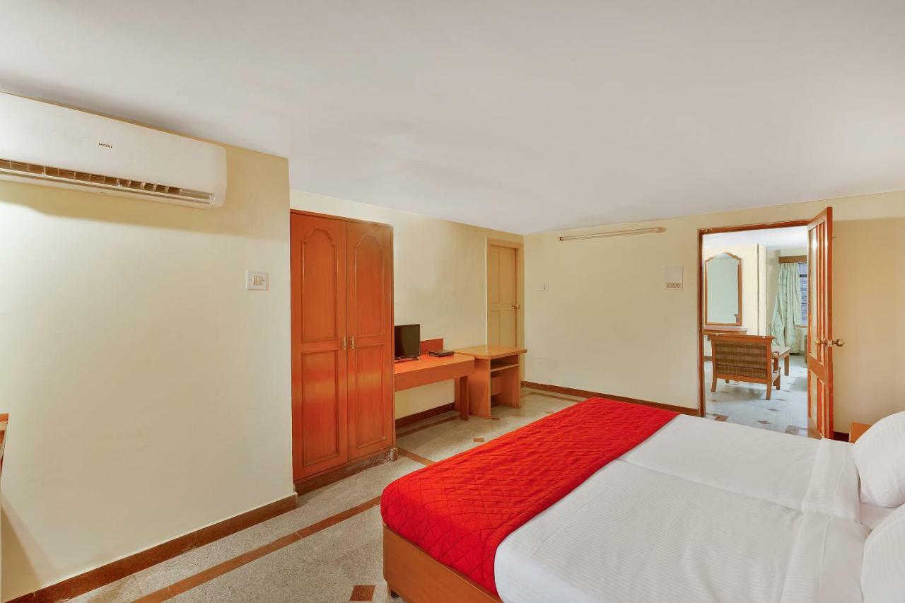 Oyo 10534 Hotel Kanishka 벵갈루루 외부 사진