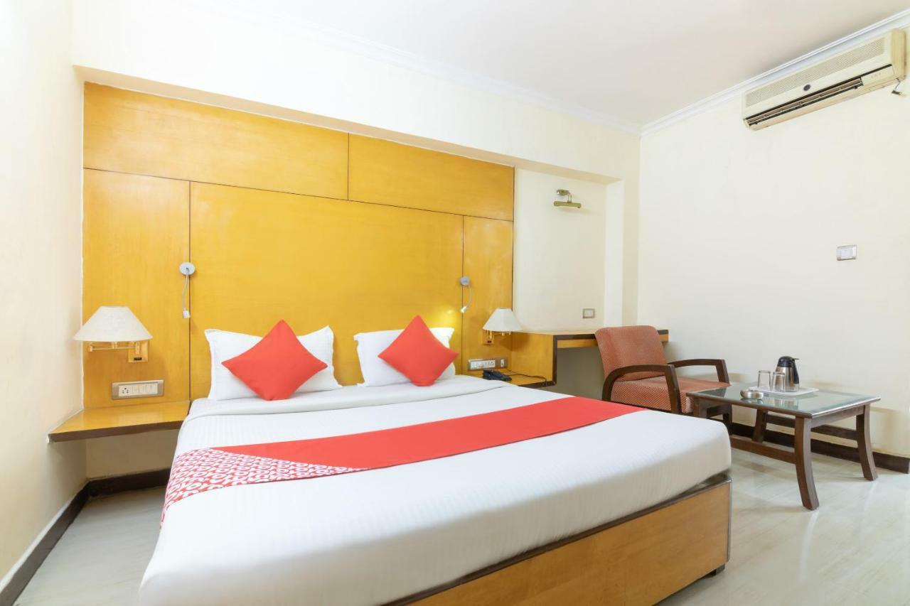 Oyo 10534 Hotel Kanishka 벵갈루루 외부 사진