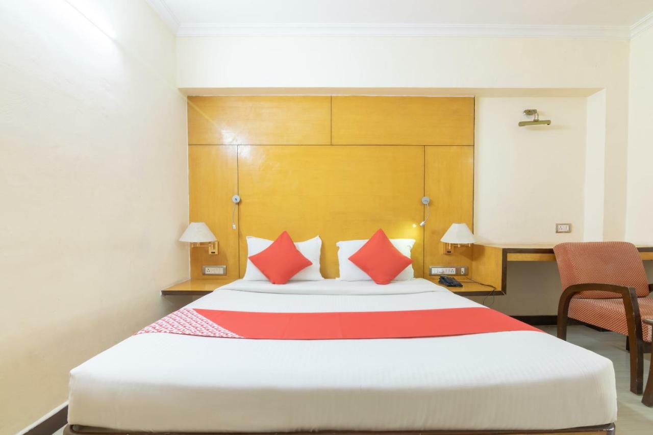 Oyo 10534 Hotel Kanishka 벵갈루루 외부 사진
